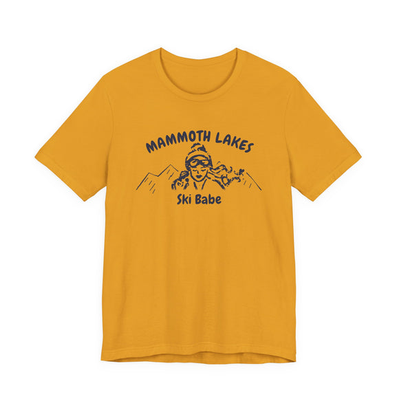 Mammoth Lakes, California Ski Babe T‑Shirt - Retro Skiing Graphic Tee