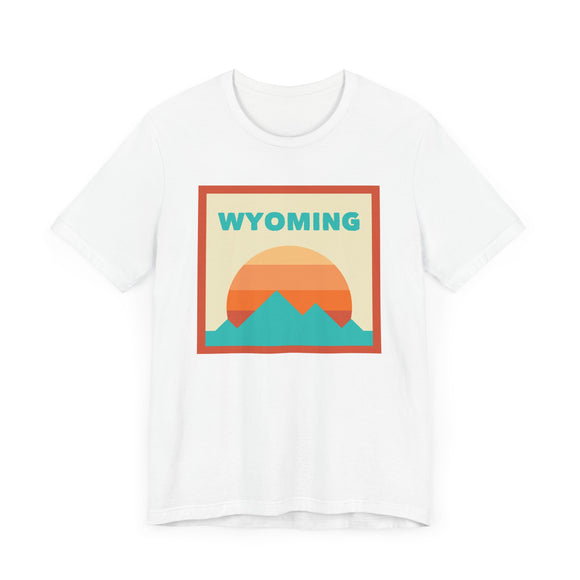 Retro Wyoming T-Shirt, Mountain Sun Tee, Unisex Graphic Shirt, Vintage Wyoming Top, Outdoor Adventure Clothing