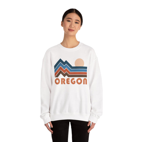 Oregon Sweatshirt Retro Mountains, Oregon Unisex Graphic Crewneck