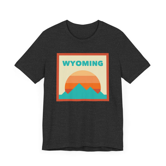 Retro Wyoming T-Shirt, Mountain Sun Tee, Unisex Graphic Shirt, Vintage Wyoming Top, Outdoor Adventure Clothing