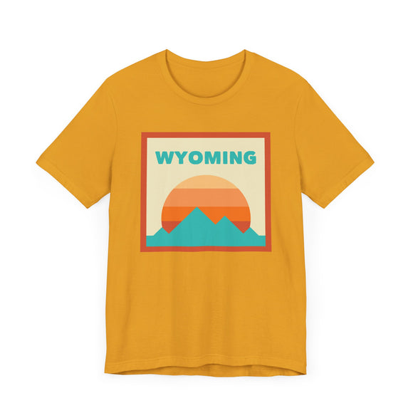 Retro Wyoming T-Shirt, Mountain Sun Tee, Unisex Graphic Shirt, Vintage Wyoming Top, Outdoor Adventure Clothing