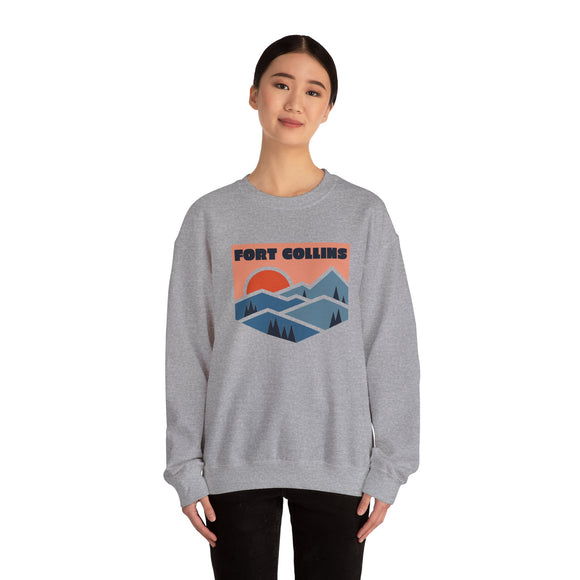 Fort Collins, Colorado Sweatshirt Retro Mountains, Fort Collins Unisex Graphic Crewneck