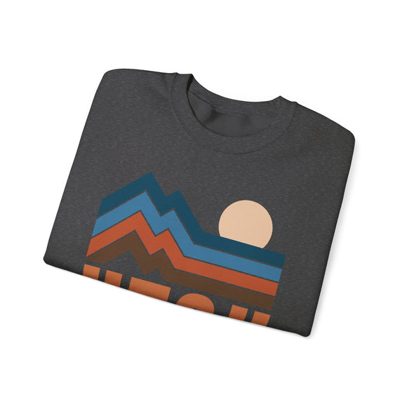 Utah Sweatshirt Retro Mountains, Utah Unisex Graphic Crewneck