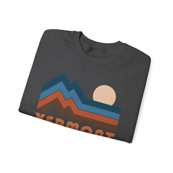 Vermont Sweatshirt Retro Mountains, Vermont Unisex Graphic Crewneck