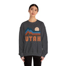 Utah Sweatshirt Retro Mountains, Utah Unisex Graphic Crewneck-15