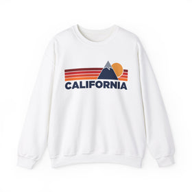 California Sweatshirt Retro Mountains, California Unisex Crewneck, Vintage Cozy Jumper, Gift for Outdoor Lovers