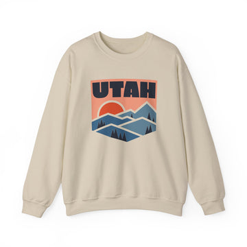 Utah Sweatshirt Retro Mountains, Utah Unisex Graphic Crewneck - 0