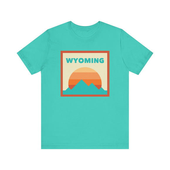 Retro Wyoming T-Shirt, Mountain Sun Tee, Unisex Graphic Shirt, Vintage Wyoming Top, Outdoor Adventure Clothing