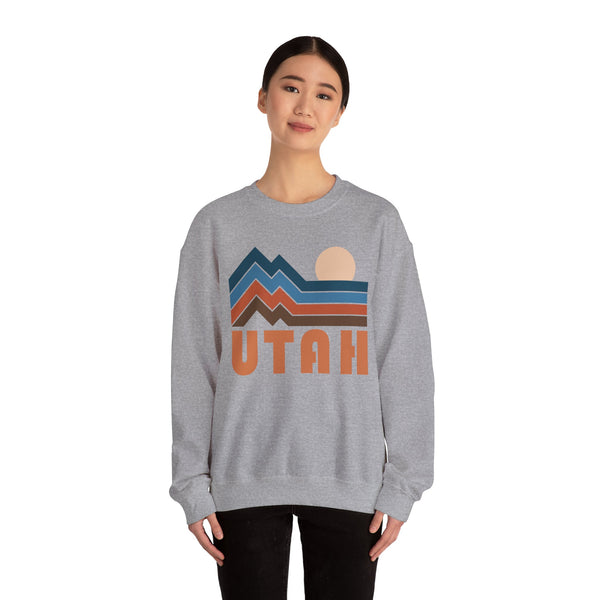 Utah Sweatshirt Retro Mountains, Utah Unisex Graphic Crewneck