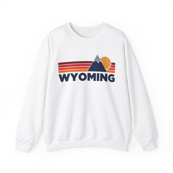 Wyoming Sweatshirt Retro Mountains, Wyoming Unisex Crewneck, Vintage Cozy Jumper, Gift for Outdoor Lovers