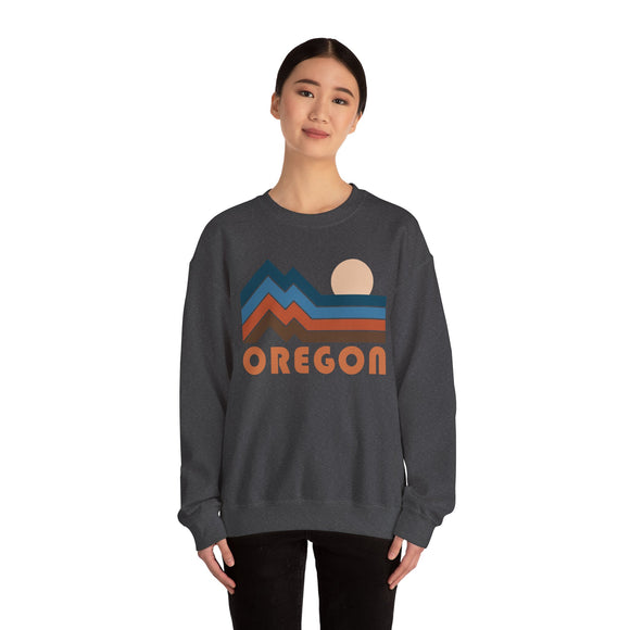 Oregon Sweatshirt Retro Mountains, Oregon Unisex Graphic Crewneck
