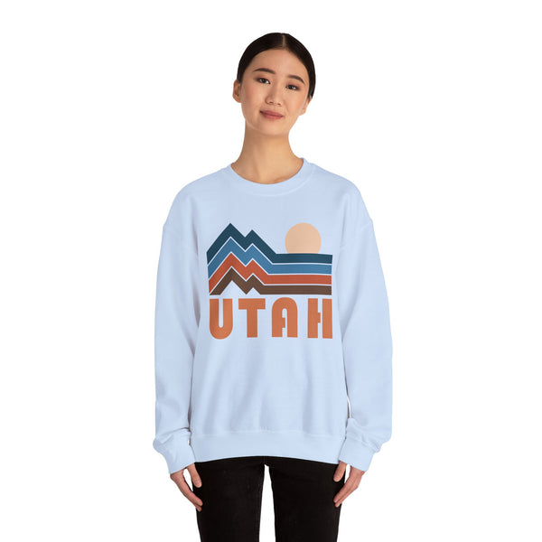 Utah Sweatshirt Retro Mountains, Utah Unisex Graphic Crewneck