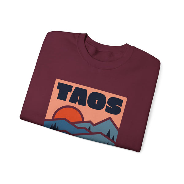 Taos, New Mexico Sweatshirt Retro Mountains, Taos Unisex Graphic Crewneck