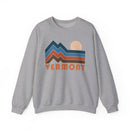 Vermont Sweatshirt Retro Mountains, Vermont Unisex Graphic Crewneck-2
