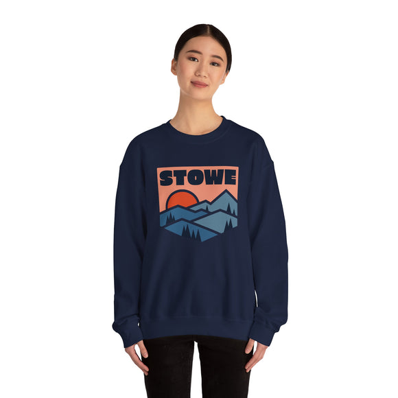 Stowe, Vermont Sweatshirt Retro Mountains, Stowe Unisex Graphic Crewneck