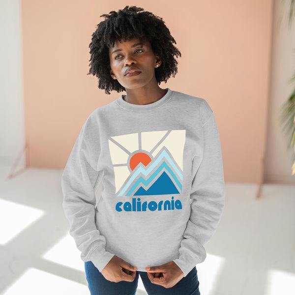 Premium California Crewneck Sweatshirt - Retro Unisex Sweatshirt