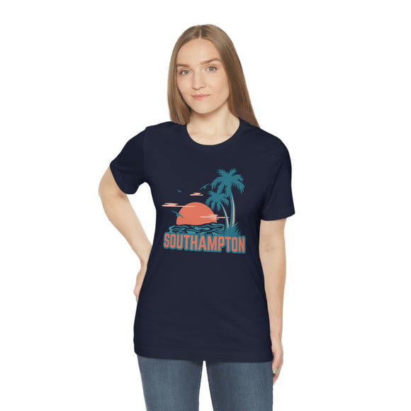 Southampton, New York T-Shirt - Retro Palm Tree & Beach Unisex Southampton Shirt