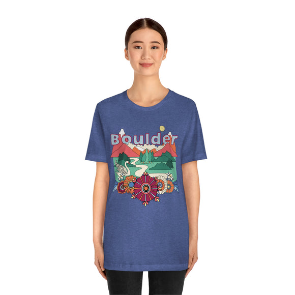 Boulder Shirt, Colorado Retro T-Shirt, Hippie Style Colorado tee, Boulder Mountain Shirt