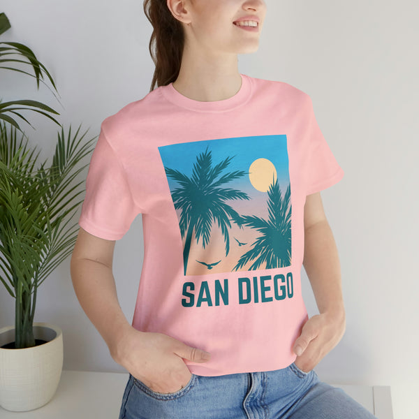 San Diego, California T-Shirt - Retro Palm Tree & Beach Unisex San Diego Shirt