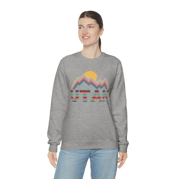 Utah Sweatshirt Mountain - Retro Unisex Mountain