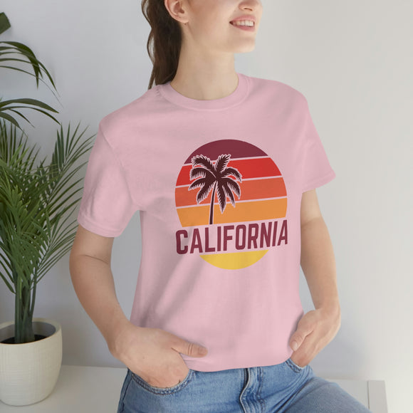 California T-Shirt - Retro Palm Tree Unisex California Shirt