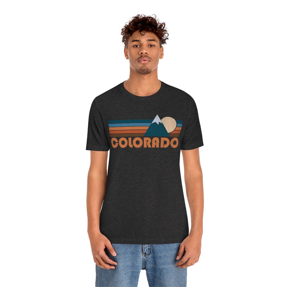 Colorado T-Shirt - Retro Mountain Unisex Colorado Shirt