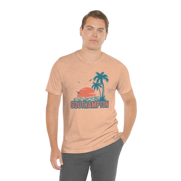 Southampton, New York T-Shirt - Retro Palm Tree & Beach Unisex Southampton Shirt
