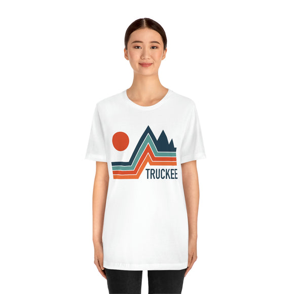 Truckee, California T-Shirt - Retro Mountain Unisex Truckee Shirt