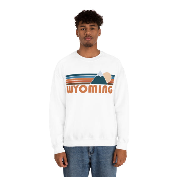 Wyoming Sweatshirt - Retro Mountain Unisex