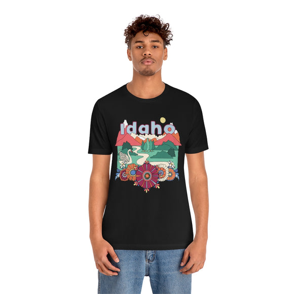 Idaho T-Shirt - Retro Mountain / Hippie Style Idaho Shirt