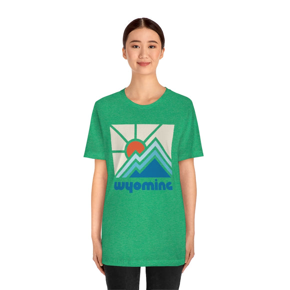 Wyoming Shirt, Wyoming Retro T-Shirt, Colorful Wyoming tee, Wyoming Mountain Shirt