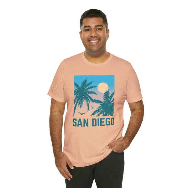San Diego, California T-Shirt - Retro Palm Tree & Beach Unisex San Diego Shirt