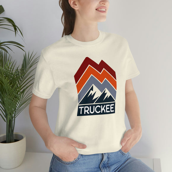 Truckee, California T-Shirt - Retro Mountain Unisex Truckee Shirt