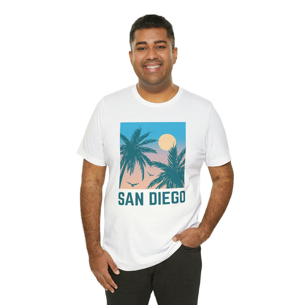 San Diego, California T-Shirt - Retro Palm Tree & Beach Unisex San Diego Shirt
