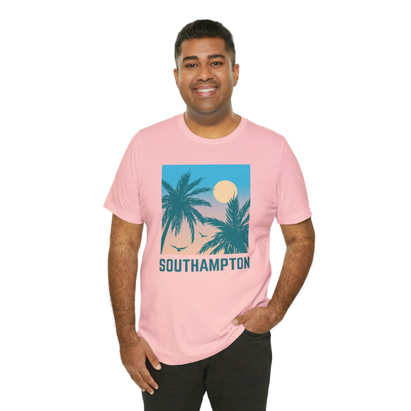 Southampton, New York T-Shirt - Retro Palm Tree & Beach Unisex Southampton Shirt