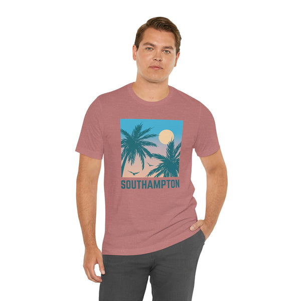 Southampton, New York T-Shirt - Retro Palm Tree & Beach Unisex Southampton Shirt