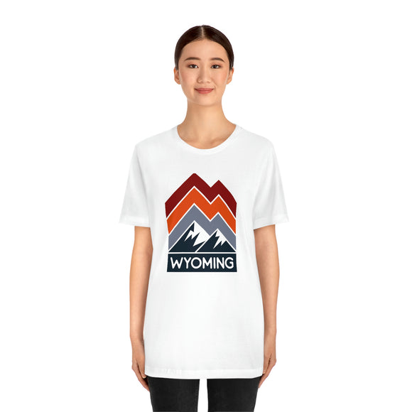 Wyoming T-Shirt - Retro Mountain Unisex Wyoming Shirt