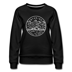 Wyoming Women's Sweatshirt - Retro Mountain Women's Wyoming Crewneck Sweatshirt - black