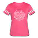 Alaska Women’s Vintage Sport T-Shirt - State Design Women’s Alaska Shirt - vintage pink/white