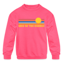 Lake of the Ozarks, Missouri Youth Sweatshirt - Retro Sunrise Youth Lake of the Ozarks Crewneck Sweatshirt - neon pink